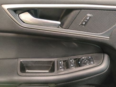 Used 2024 Ford Edge SEL image 27