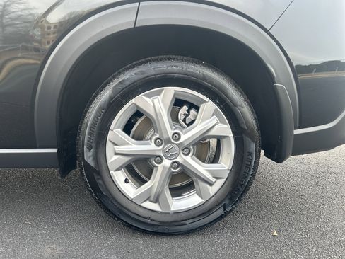 Certified 2025 Honda HR-V LX image 35