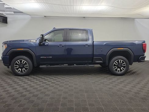 Used 2023 GMC Sierra 2500 AT4 image 2