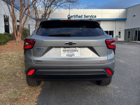 New 2026 Chevrolet Trax RS image 7