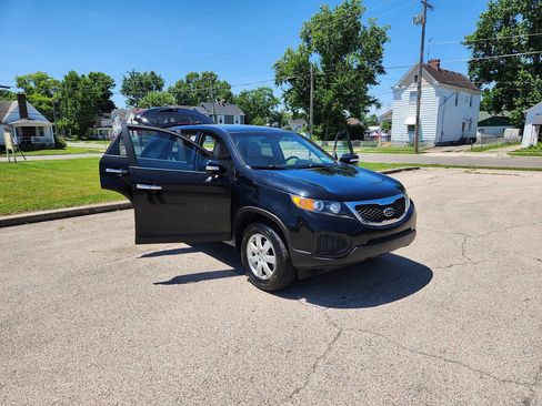 Used 2011 Kia Sorento 2WD image 18