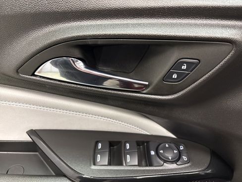 Used 2025 Chevrolet Trax LT w/ Driver Confidence Package image 14