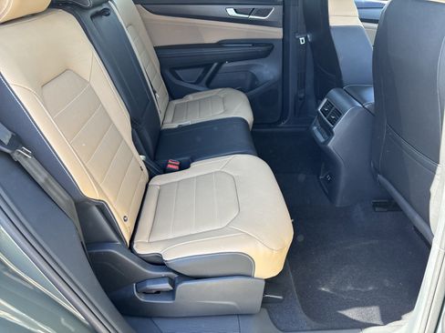 New 2026 Volkswagen Atlas Cross Sport SEL image 10