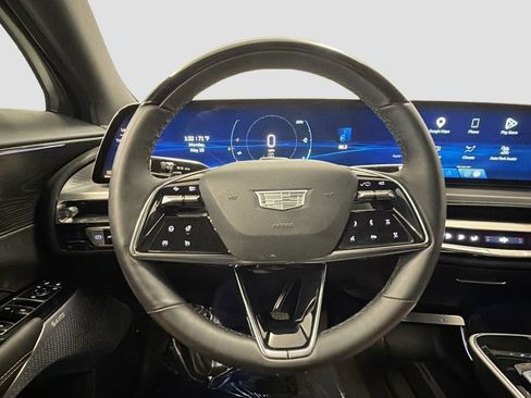 Used 2024 Cadillac Lyriq Sport AWD/4WD image 27