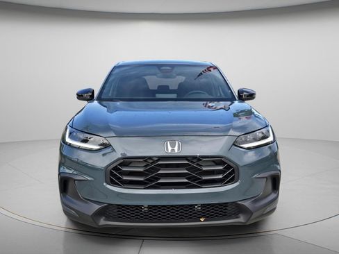Certified 2025 Honda HR-V Sport image 4