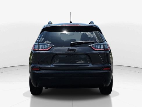Used 2023 Jeep Cherokee Altitude Lux AWD/4WD image 5