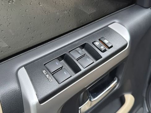 Used 2024 Toyota 4Runner SR5 RWD image 22