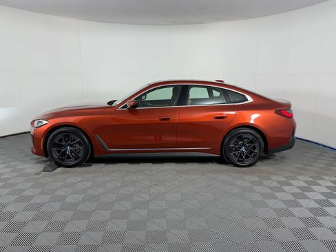 Used 2023 BMW i4 eDrive40 RWD image 2