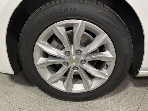 Used 2024 Chevrolet Malibu LT image 18