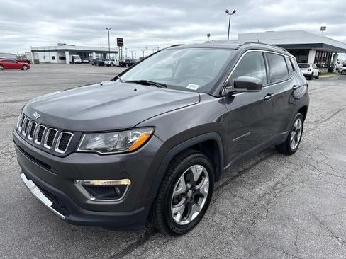 Used 2018 Jeep Compass Limited AWD/4WD image 3