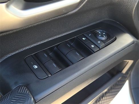 Used 2024 Toyota Tacoma TRD Sport image 20