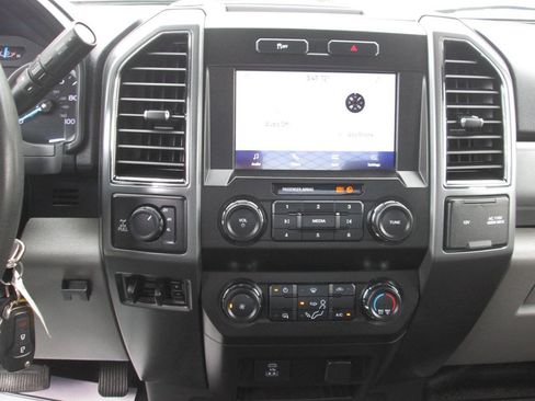 Used 2020 Ford F250 XLT w/ XLT Value Package AWD/4WD image 23