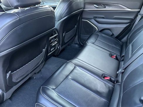 Certified 2022 Jeep Grand Cherokee Limited image 14