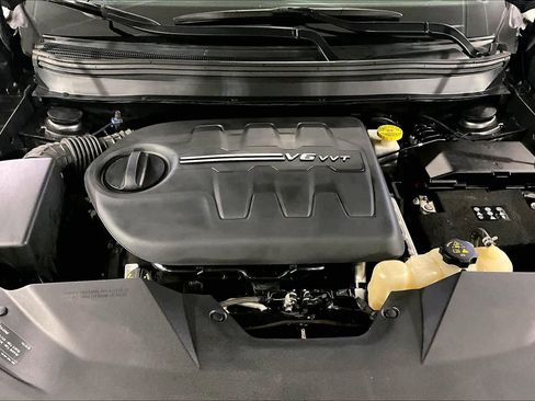 Used 2019 Jeep Cherokee Limited AWD/4WD image 29