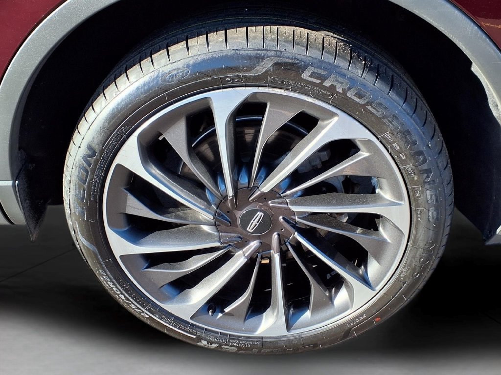 Used 2022 Lincoln Aviator Reserve w/ Equipment Group 201A AWD/4WD image 8