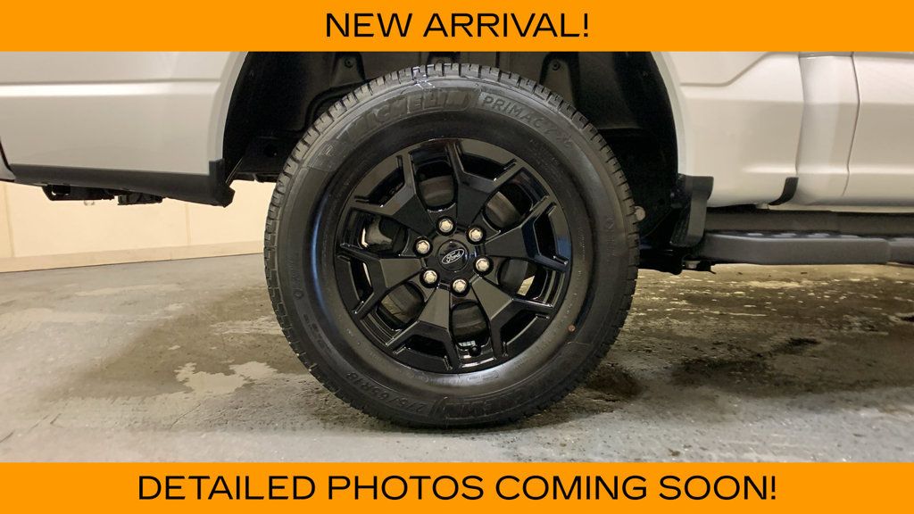Used 2025 Ford F150 Lightning XLT AWD/4WD image 15