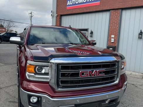 Used 2015 GMC Sierra 1500 SLT w/ SLT Crew Cab Value Package image 2