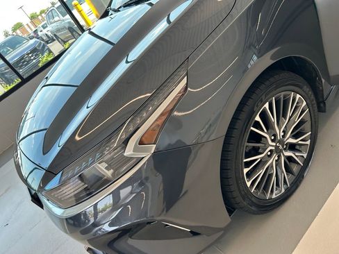 Used 2023 Kia Forte GT-Line w/ GT-Line Technology Package FWD image 25