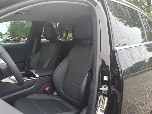 Used 2026 Mercedes-Benz GLC 350e 4MATIC image 12