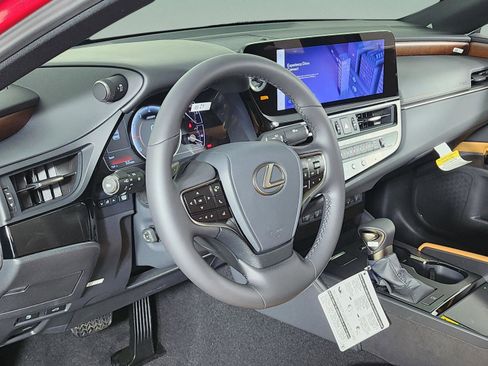 New 2025 Lexus ES 350 w/ Premium Package image 15