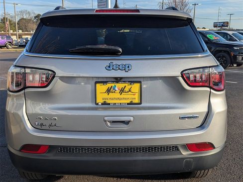 Used 2023 Jeep Compass Latitude w/ Convenience Group image 5