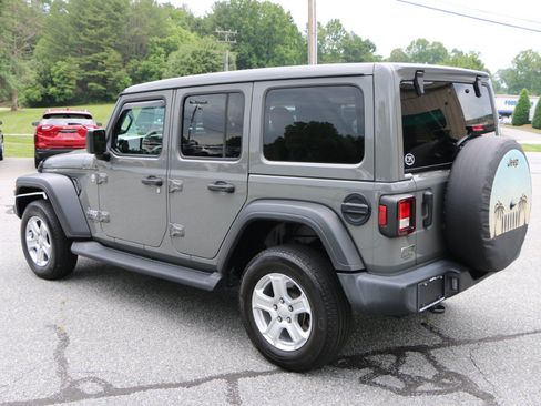Used 2021 Jeep Wrangler Unlimited Sport w/ Sun And Sound Package AWD/4WD image 3