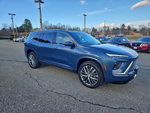 New 2026 Buick Enclave Avenir image 5