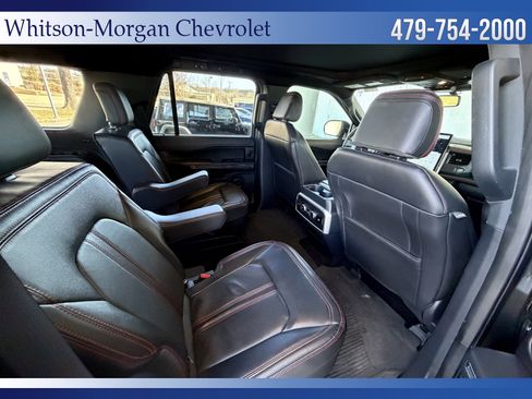 Used 2022 Ford Expedition Limited image 40