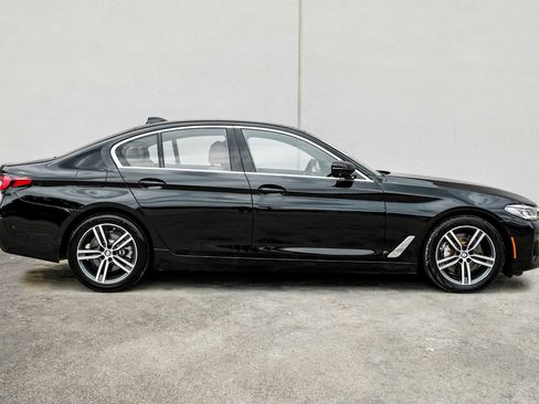 Used 2021 BMW 530i w/ Convenience Package RWD image 8