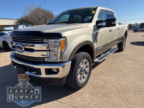 Used 2017 Ford F350 Lariat w/ Lariat Ultimate Package image 3