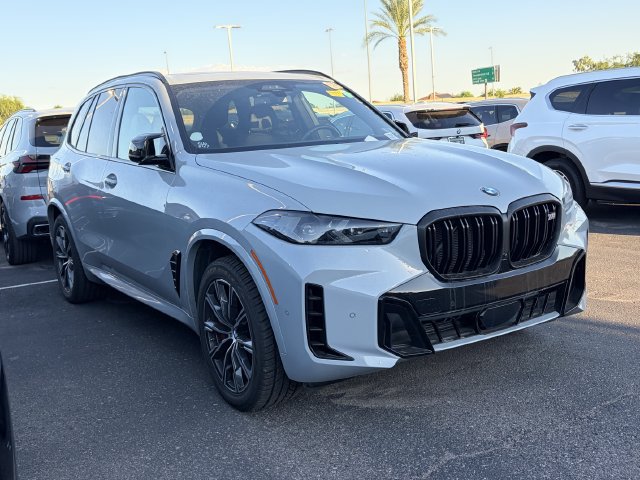 Used 2026 BMW X5 M60i AWD/4WD image 3