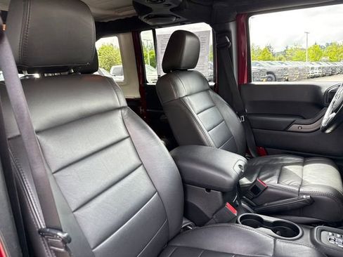 Used 2012 Jeep Wrangler Unlimited Sport AWD/4WD image 24