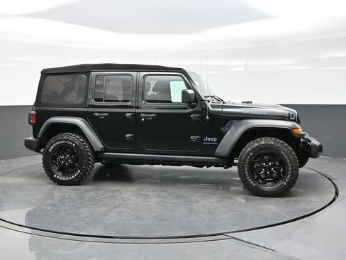 Used 2023 Jeep Wrangler Unlimited AWD/4WD image 8