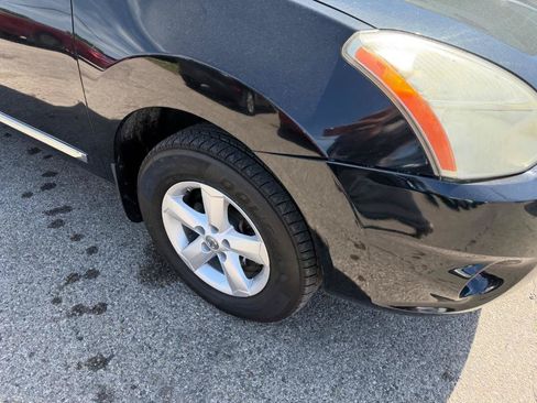 Used 2013 Nissan Rogue S w/ Special Edition Pkg AWD/4WD image 4