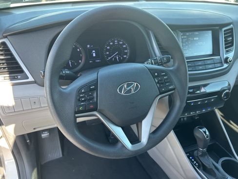 Used 2018 Hyundai Tucson SEL image 30