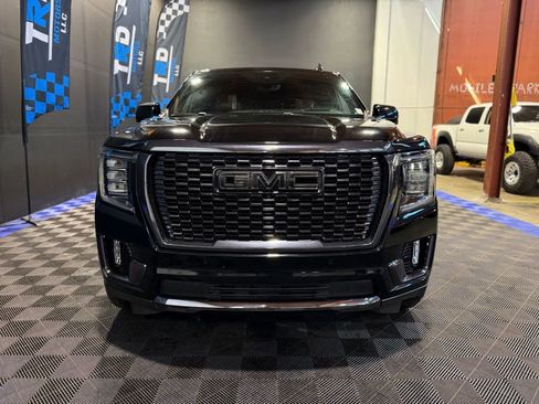 Used 2023 GMC Yukon Denali Ultimate AWD/4WD image 7
