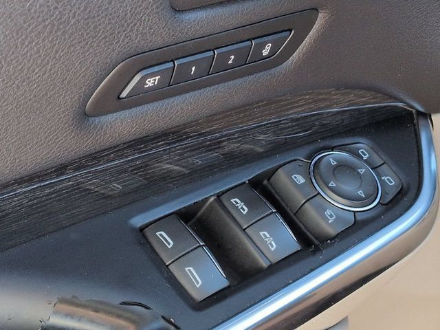 Used 2019 Cadillac XT4 Premium Luxury AWD/4WD image 31