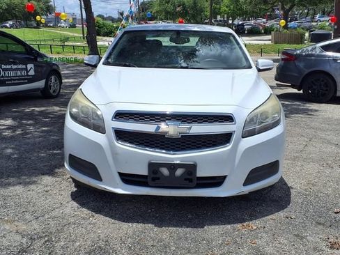 Used 2013 Chevrolet Malibu LT w/ Power Convenience Package FWD image 2
