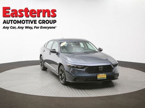 Used 2025 Honda Accord SE image 51