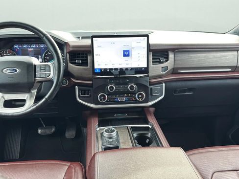 Used 2024 Ford Expedition Max Limited RWD image 12
