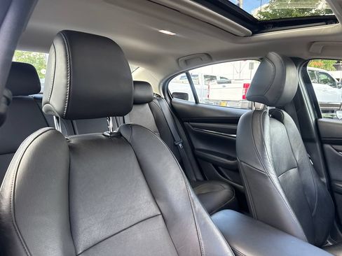 Used 2022 MAZDA MAZDA3 s AWD/4WD image 32