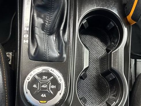 Used 2023 Ford Bronco Badlands AWD/4WD image 25