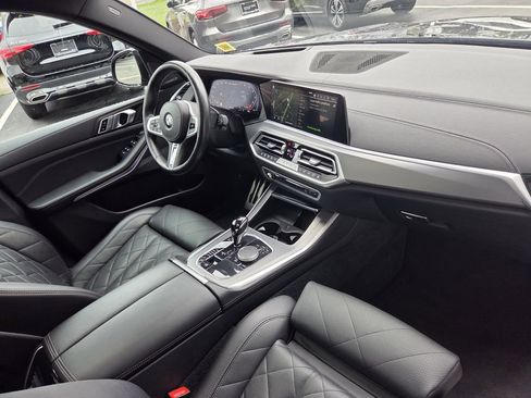 Used 2023 BMW X5 M50i w/ Climate Comfort Package AWD/4WD image 32