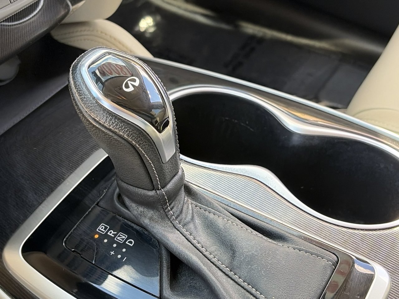 Used 2018 INFINITI QX60 FWD w/ Premium Plus Package image 29