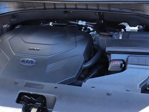 Used 2020 Kia Sorento FWD V6 image 57