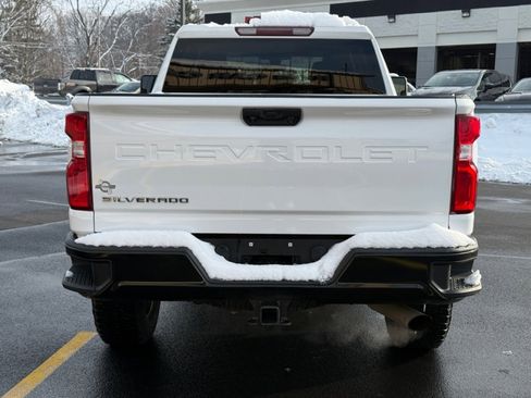 Used 2021 Chevrolet Silverado 2500 Custom image 7