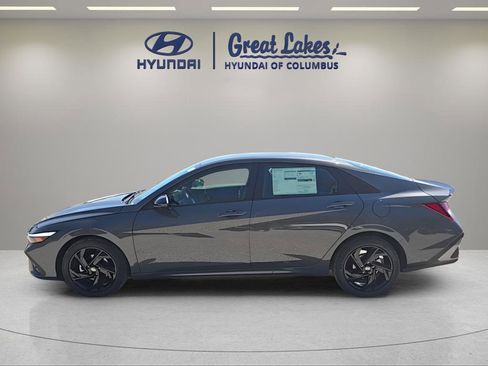 New 2026 Hyundai Elantra Sport FWD image 3