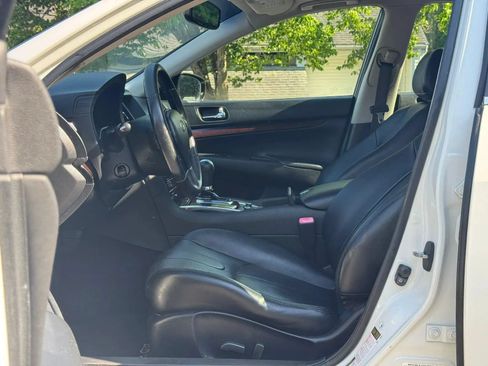 Used 2010 INFINITI G37 x Sedan w/ Premium Pkg AWD/4WD image 17