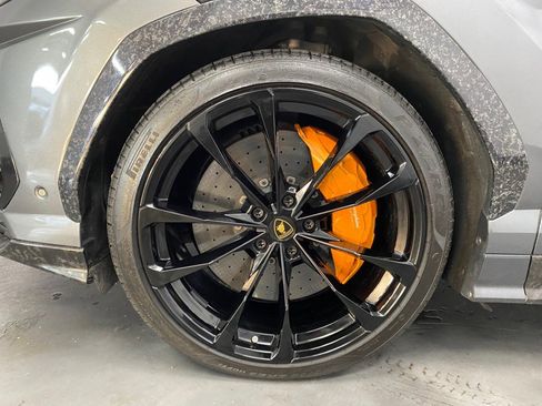 Used 2019 Lamborghini Urus image 19