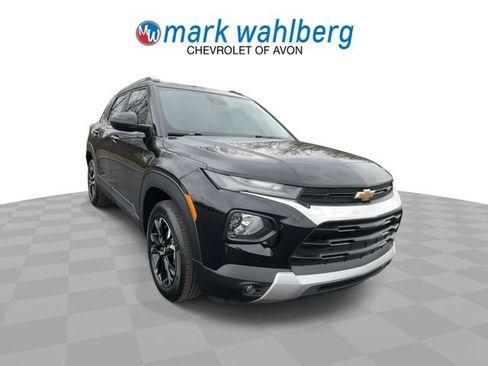 Certified 2023 Chevrolet TrailBlazer LT w/ Convenience Package image 3
